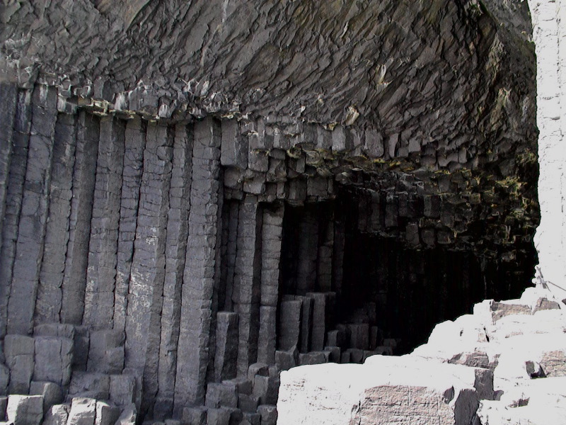 Fingals Cave - Entrance