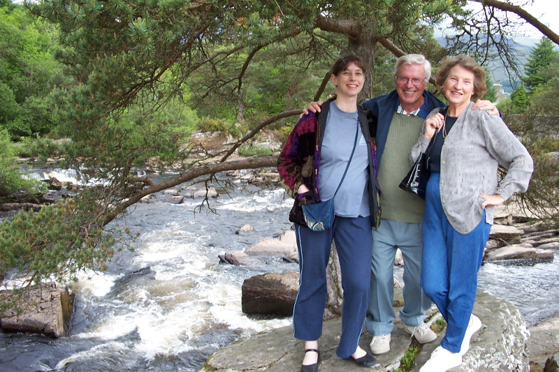 Sue, Dad & Mum - Falls of Dochart